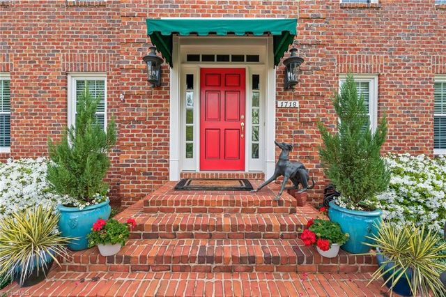 1718 Farnsworth Court, High Point, NC 27262