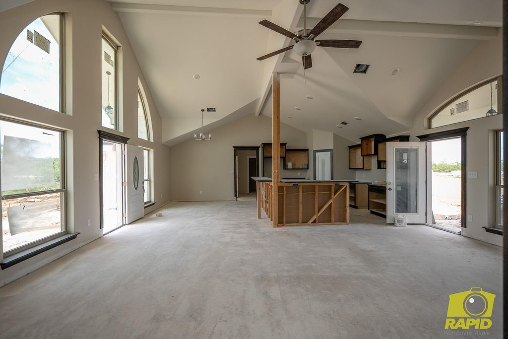 Image 3 of property listing at 9598 Grey Wolf Lane, San Angelo, TX 76901