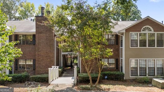 611 Barrington Hills Drive, Sandy Springs, GA 30350