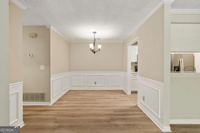 611 Barrington Hills Drive, Sandy Springs, GA 30350