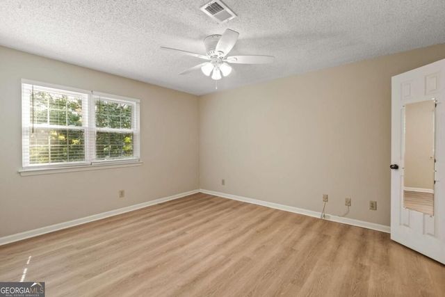 611 Barrington Hills Drive, Sandy Springs, GA 30350