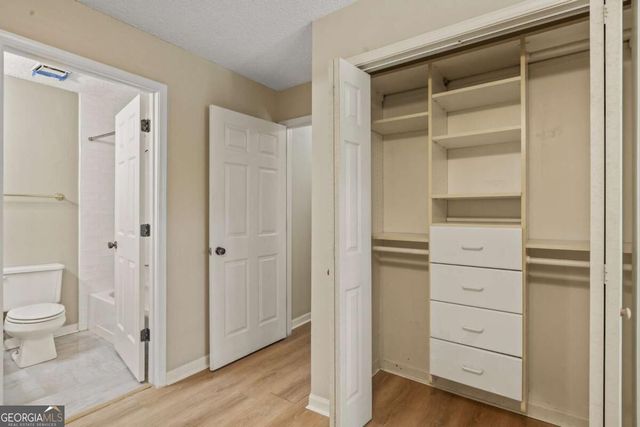 611 Barrington Hills Drive, Sandy Springs, GA 30350