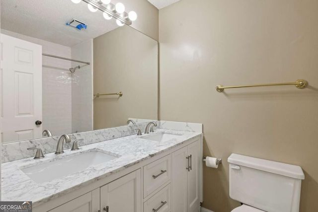 611 Barrington Hills Drive, Sandy Springs, GA 30350