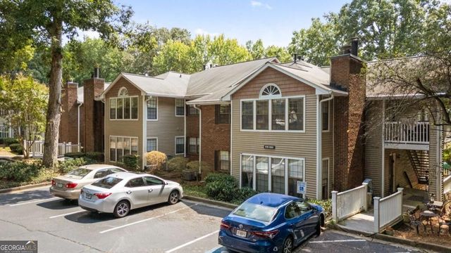 611 Barrington Hills Drive, Sandy Springs, GA 30350