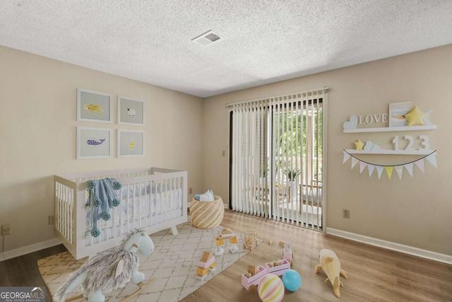 611 Barrington Hills Drive, Sandy Springs, GA 30350