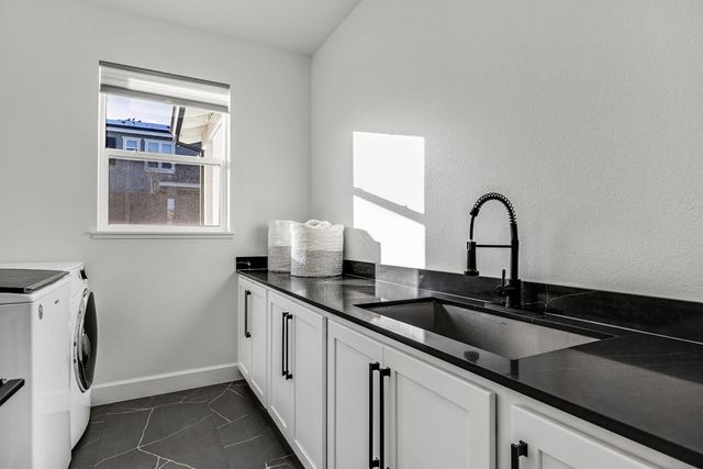 259 Eagle Nest Dr, Oakley, CA 94561