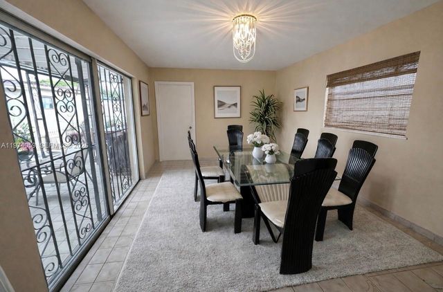 2760 NW 4th Ter, Miami, FL 33125