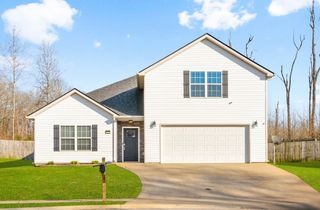 1676 Putnum Dr, Clarksville, TN 37042