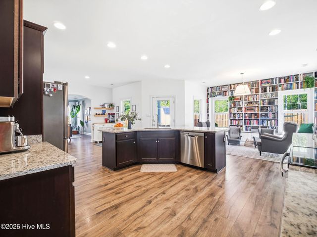134 Evergreen Forest Drive, Sneads Ferry, NC 28460