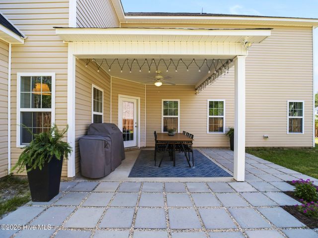 134 Evergreen Forest Drive, Sneads Ferry, NC 28460