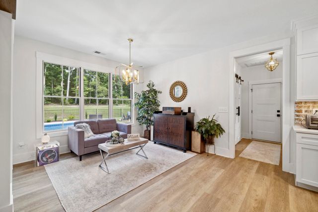 80 Stone Cottage Lane, Landrum, SC 29356