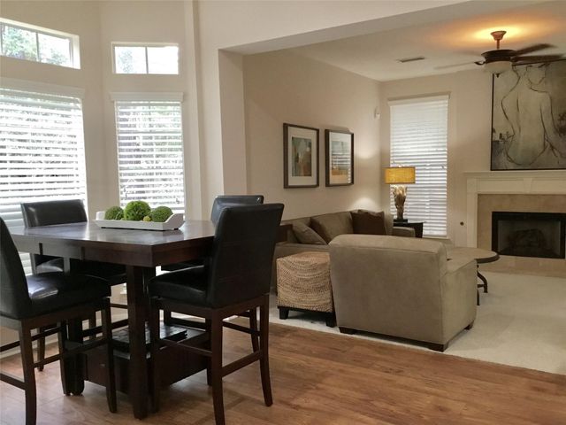 3 Spiral Vine Circle, The Woodlands, TX 77381