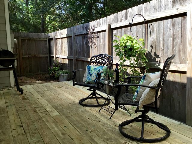 3 Spiral Vine Circle, The Woodlands, TX 77381