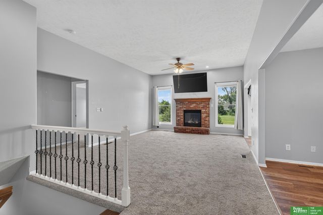 940 Key Circle, Carter Lake, IA 51510