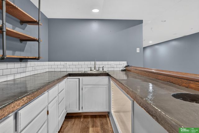 940 Key Circle, Carter Lake, IA 51510