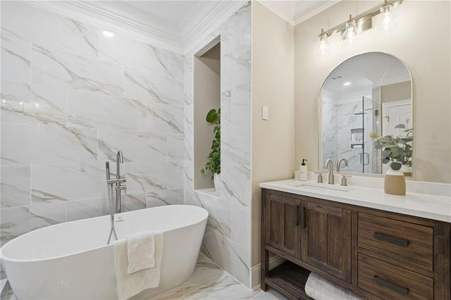 8440 Parker Place, Roswell, GA 30076