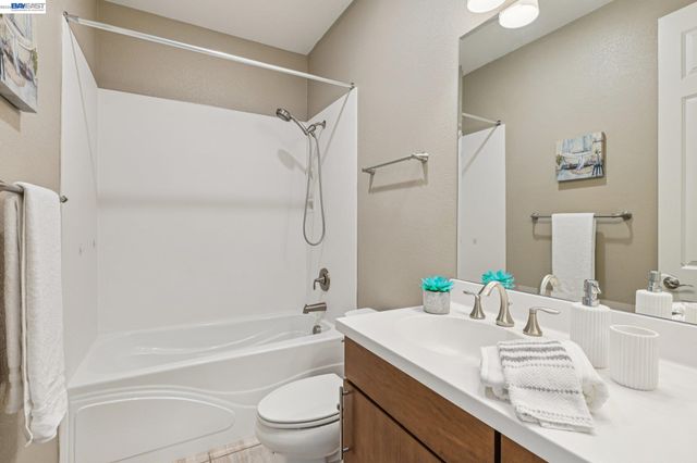 4022 Windsor Way, Dublin, CA 94568