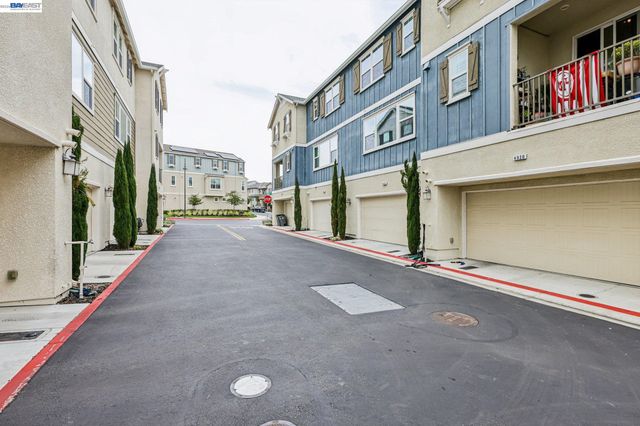 4022 Windsor Way, Dublin, CA 94568