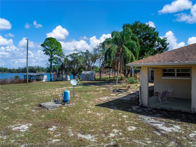 317 Lake Francis Road, Lake Placid, FL 33852