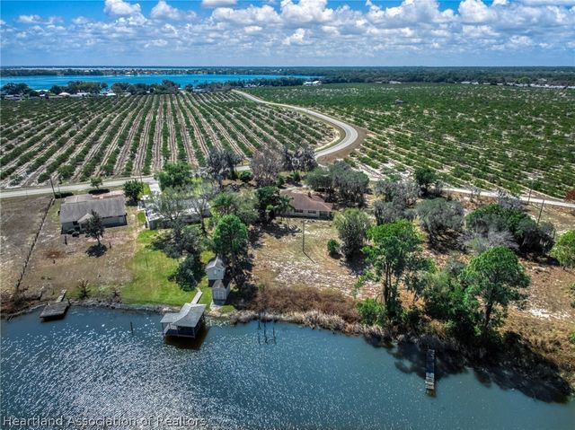317 Lake Francis Road, Lake Placid, FL 33852