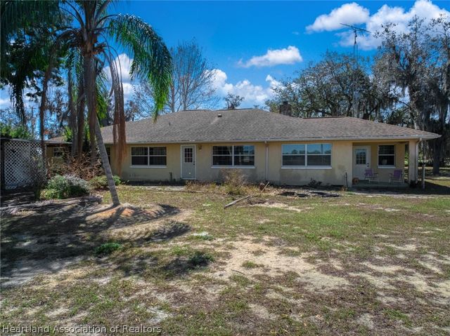 317 Lake Francis Road, Lake Placid, FL 33852