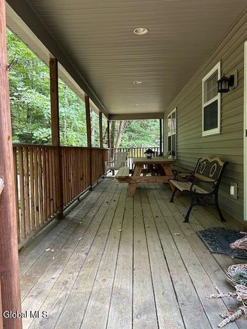 40 Finkle Farm Road, Lake George, NY 12845