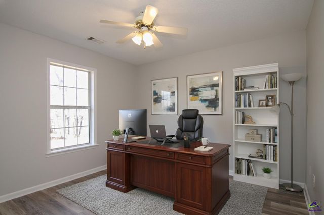 736 Gateway Drive, Bonaire, GA 31005