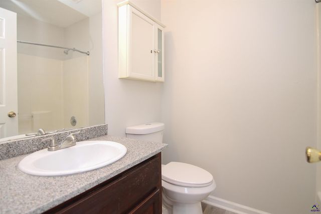 736 Gateway Drive, Bonaire, GA 31005