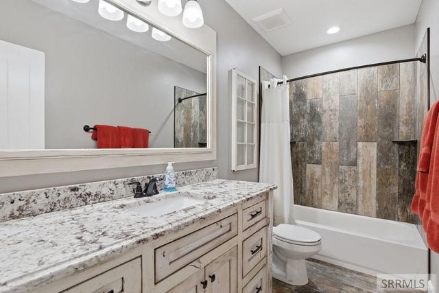 3483 S Boulder Creek Lane, Ammon, ID 83406