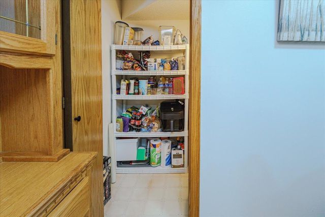 2775 W Ranchview Lane N 4, Plymouth, MN 55447