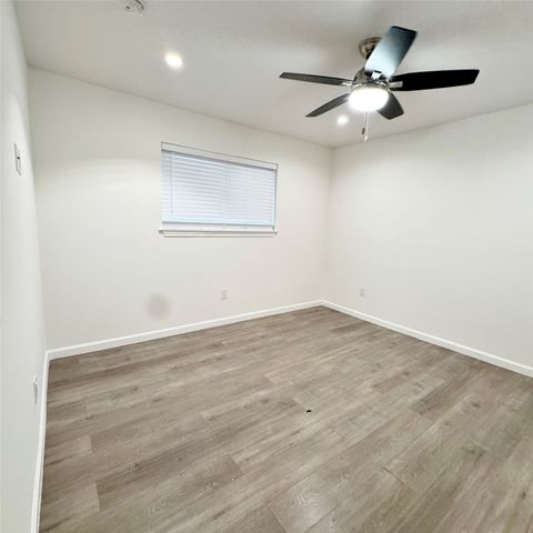5010 San Jacinto Street 205, Dallas, TX 75206