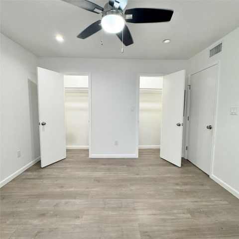 5010 San Jacinto Street 205, Dallas, TX 75206