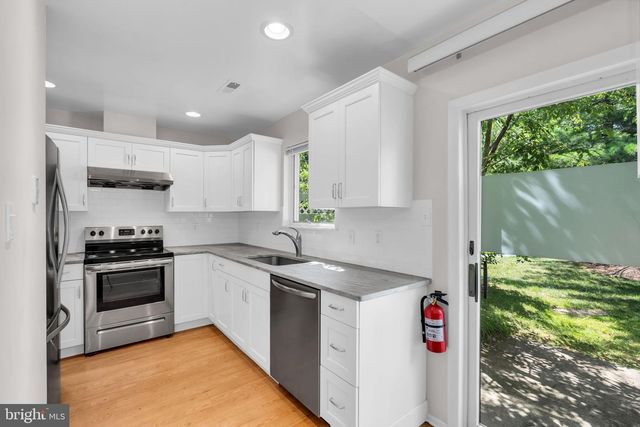 93 WILLIAM PATTERSON CT, Princeton, NJ 08540
