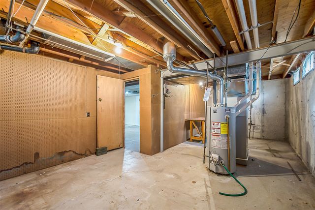 635 Dellwood Drive, Ann Arbor, MI 48103