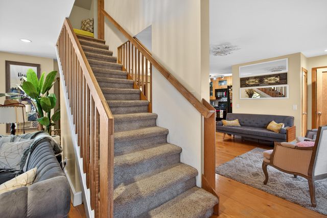 129 Kathy Lane, Brooklyn, MI 49230