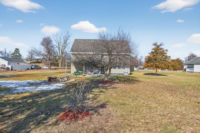 129 Kathy Lane, Brooklyn, MI 49230