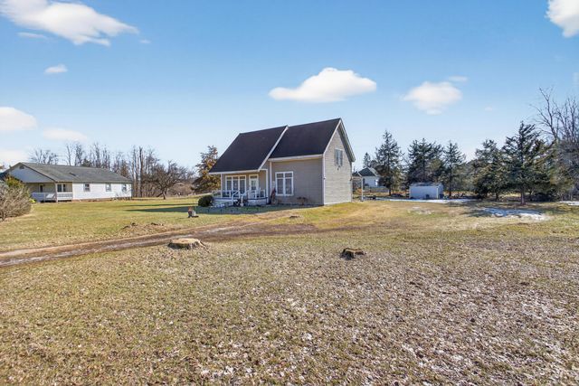 129 Kathy Lane, Brooklyn, MI 49230