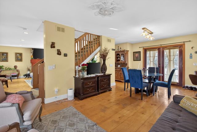 129 Kathy Lane, Brooklyn, MI 49230