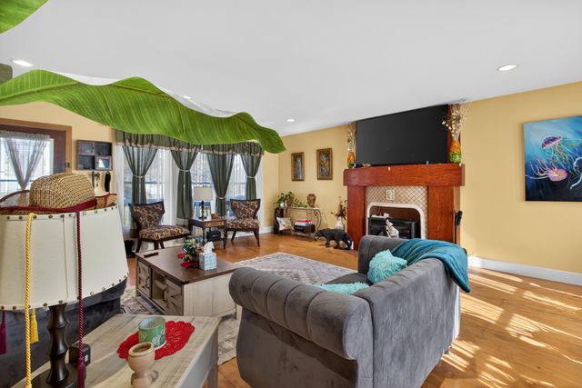 129 Kathy Lane, Brooklyn, MI 49230