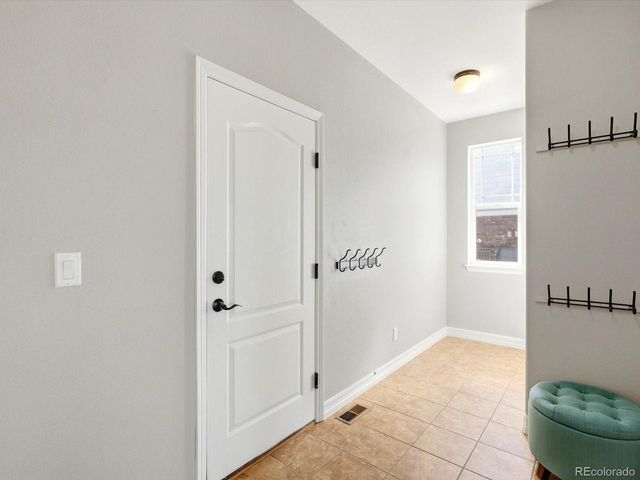 6010 S Little River Way, Aurora, CO 80016