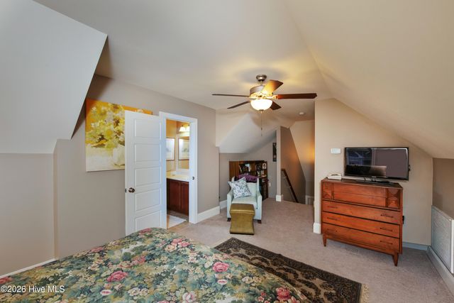 2129 Forest View Circle, Leland, NC 28451