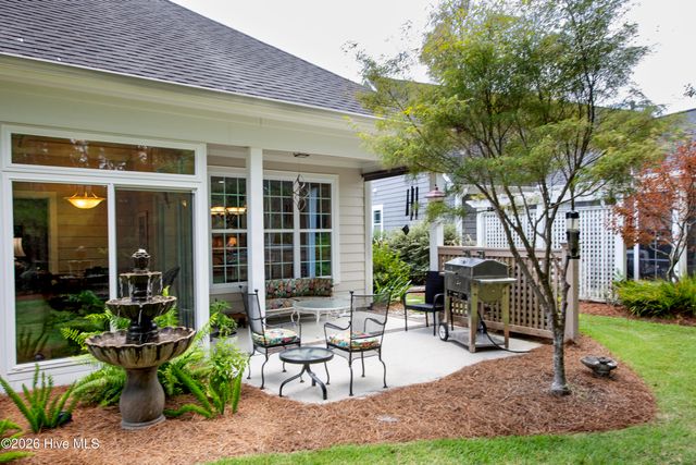2129 Forest View Circle, Leland, NC 28451