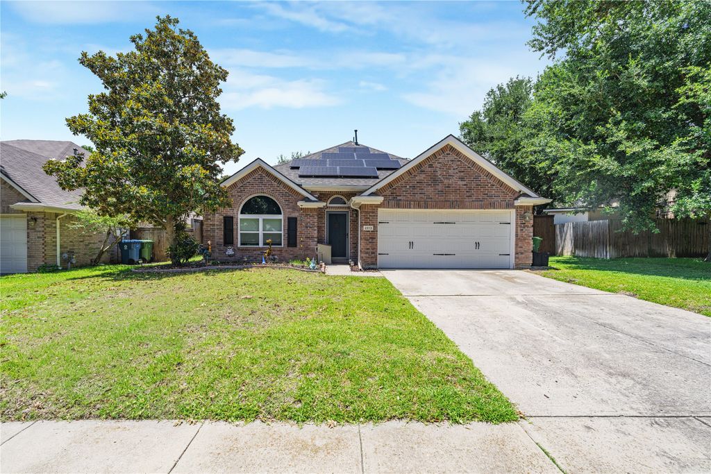 2813 Ridgemere Drive, Flower Mound, TX 75028