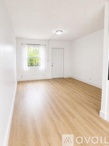1450 SW 8th Court, Fort Lauderdale, FL 33312