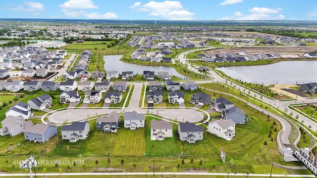 2969 Francis Court, Aurora, IL 60503