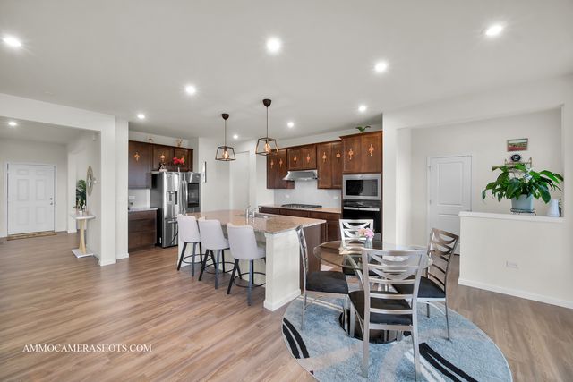 2969 Francis Court, Aurora, IL 60503