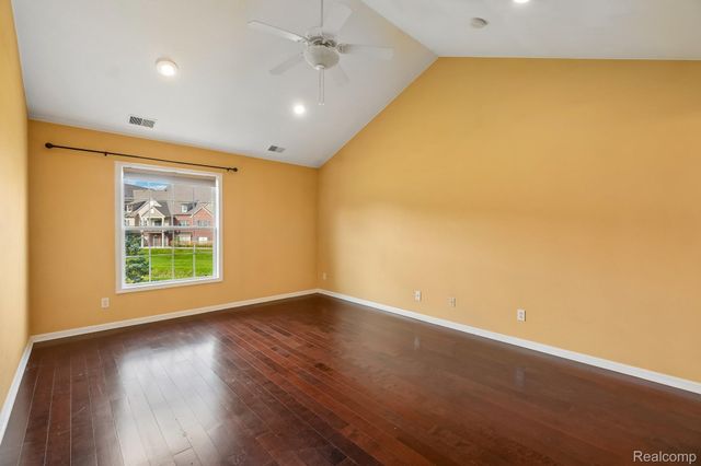 7821 Ambassador Drive, Shelby Charter Township, MI 48316