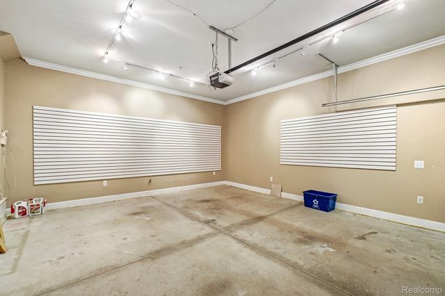 7821 Ambassador Drive, Shelby Charter Township, MI 48316