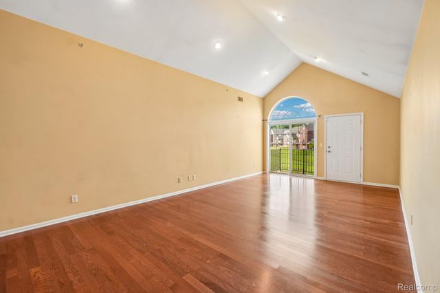 7821 Ambassador Drive, Shelby Charter Township, MI 48316