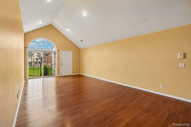 7821 Ambassador Drive, Shelby Charter Township, MI 48316